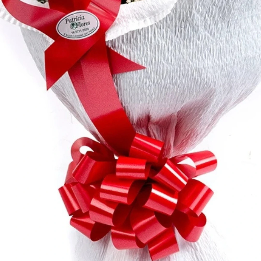 buque-de-rosas-tradicional-ferrero-rocher-3